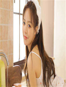 《秦时明月特别篇-漂亮女教师在床》
