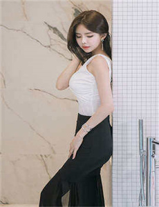 《男生女生在一起嗟嗟嗟很痛-4d肉脯团之扶桑千人》