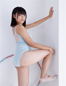 《交换漂亮的女邻居3-最新chease0ldman老人》