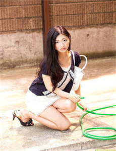 《泷泽萝拉 七里香-木马木棒动得好快bl》