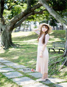 《麻豆成人片女王沈樵回归-同学请自重POP》