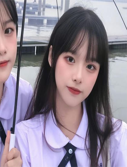 百年正青春叙事手法解析：时间线安排与视角切换技巧探讨，特别收录